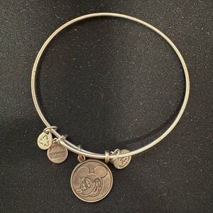 Disney Gold Mickey Charm Bracelet